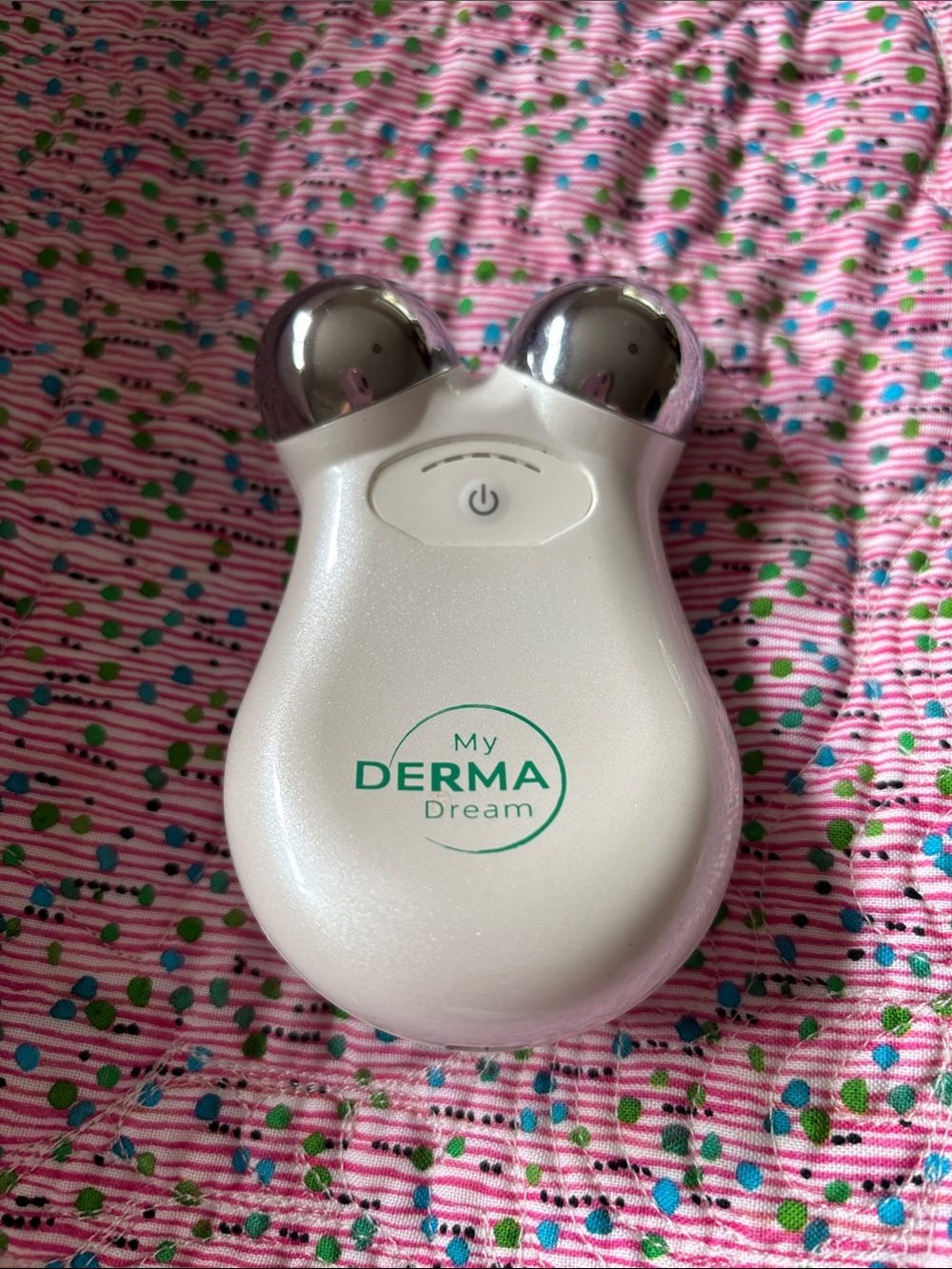 White Facial Sculpting Roller
